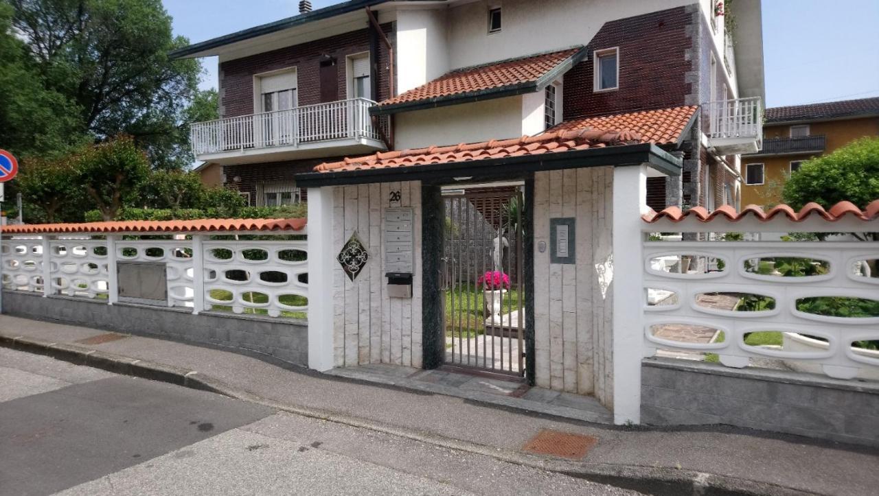 Milano Lodge Bussero Exterior foto